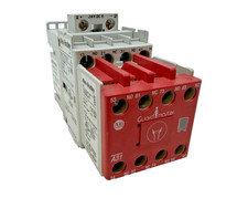 1PCS Allen Bradley 700S-CF620EJC Safety control relay