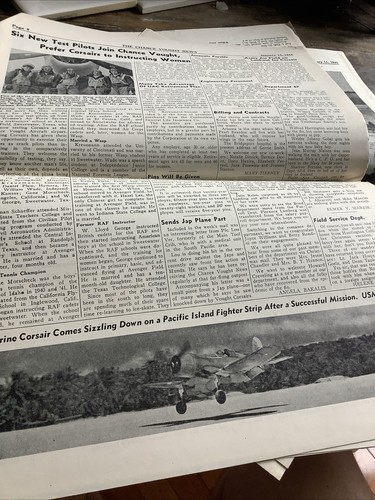 8 WWII vintage newspapers the Chance Vought news United aircraft Corsairs - Picture 16 of 16