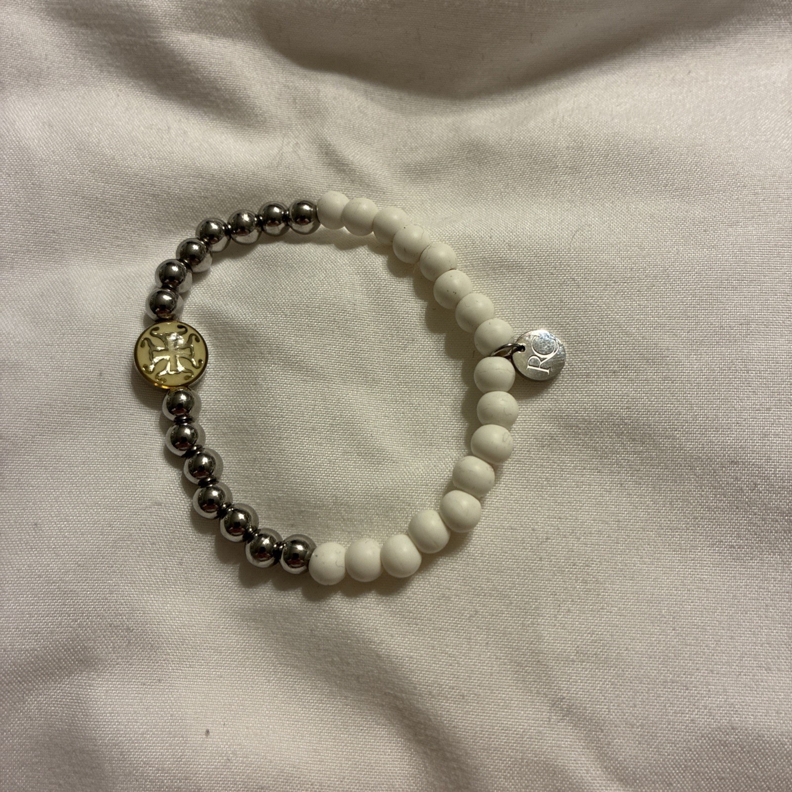 Rustic Cuff Mini Melanie Silver Tone Silicone Whi… - image 4