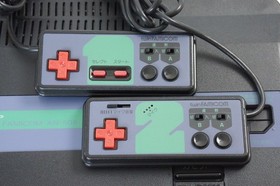 TWIN FAMICOM Console Boxed AN-505BK Tested System New Rubber Belt 479943