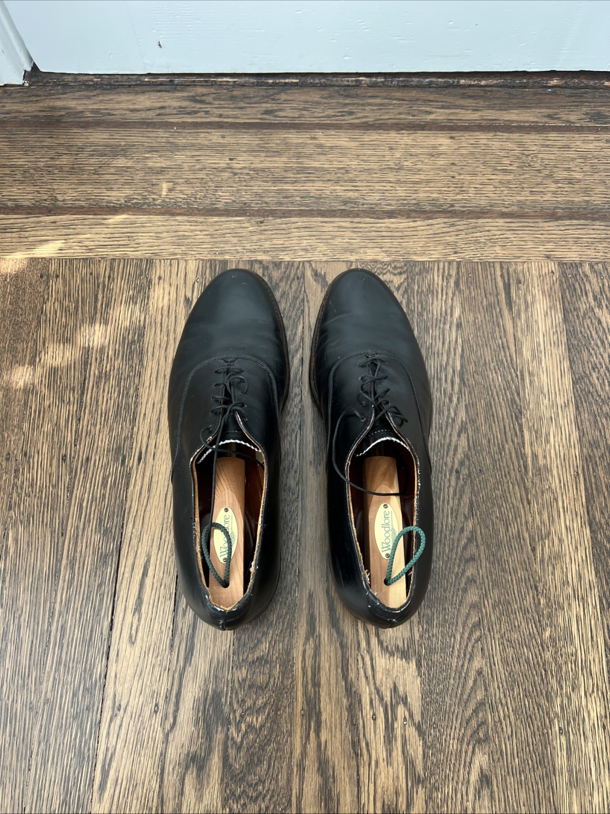 Alden 932 Black Calfskin Plain Toe Bal