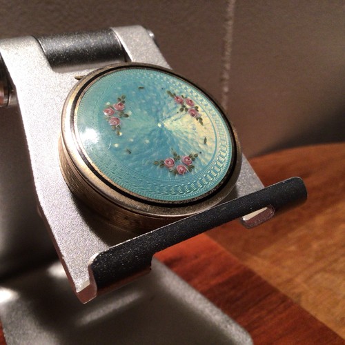 AMERICAN ELGIN, POWDER COMPACT, GOLD, GUILLOCHIERTE EMAILLE MIT HANDBEMALTEN FLORALEN, # 6885 - Bild 2 von 12