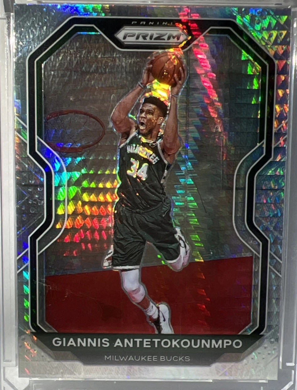 2020-21 Panini Prizm - Giannis Antetokounmpo #111 Hyper Prizm Milwaukee Bucks