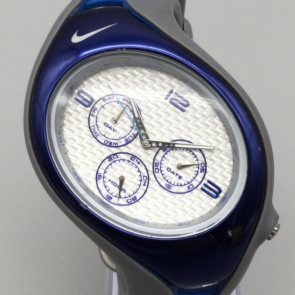Nike Triax Mens Watch 44mm Silver Tone Blue Day Date WR091 New