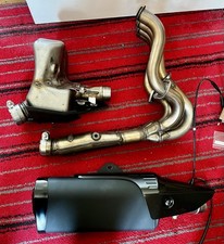 Kawasaki ZX6R 636 stock exhaust system