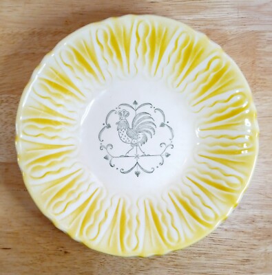 VTG SCIO 7  Ceramic Bowl Yellow Embossed Leaf Rim Green Rooster Weathervane EUC