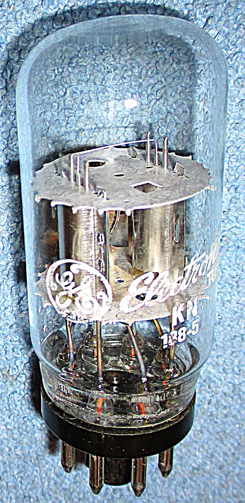 1 General Electric 6SL7GT Vacuum Tube  1970's Vintage Twin Triode for Audio Amps