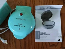 NOSTALGIA MY MINI GRIDDLE NEW IN OPENED BOX