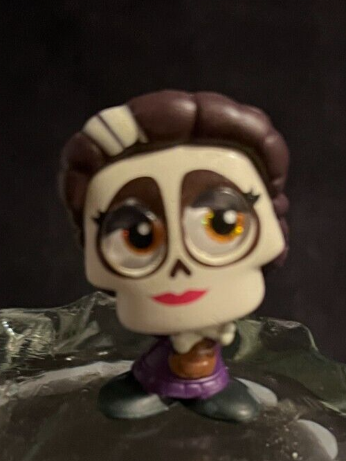 Disney Doorables - Mama Imelda - Coco - Series 10 - Rare | eBay