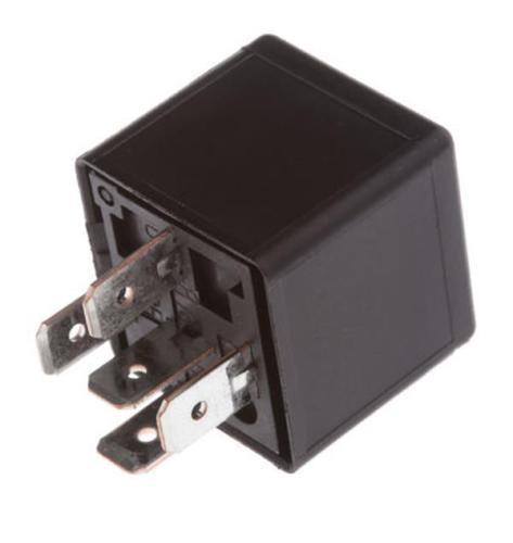 1 x Tyco V23134-A52-X278 SPDT Plug In Non-Latching Relay 40A 12V Coil DC Car Van - Afbeelding 1 van 2