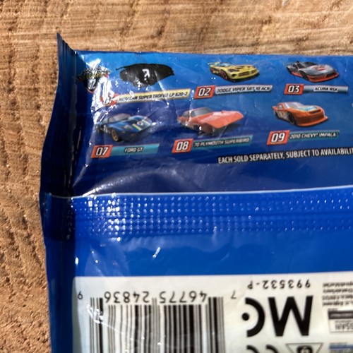 2018 Hot Wheels Mystery Models Series 2 #8 70 Plymouth Superbird Sealed - Picture 4 of 5
