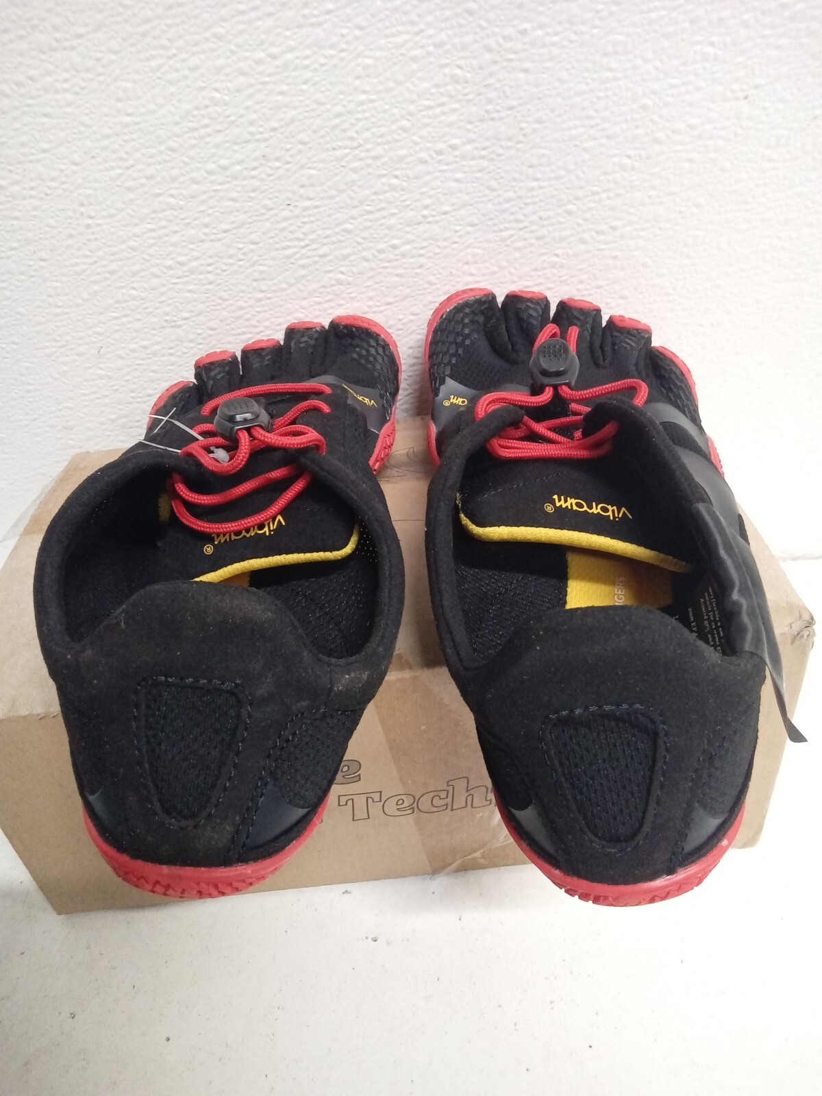 Vibram Mens Five Fingers KSO EVO Shoes - Black Red EU 37 US 5.5-6 #S5 image 4