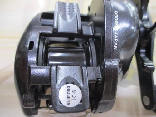 Shimano 12 Aldebaran BFS XG Left Baitcasting Reel Used with Box - Picture 5 of 7