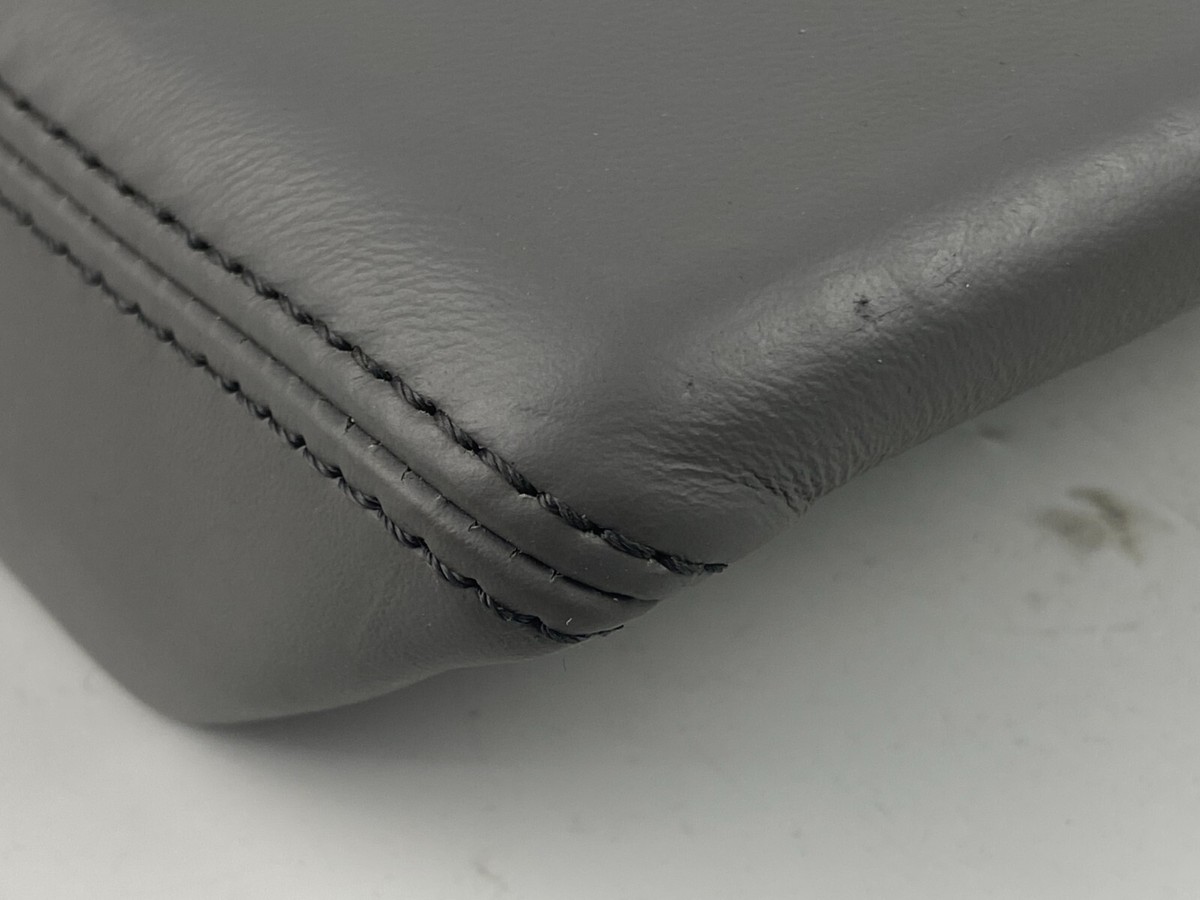 Audi A5 S5 8W Front Center Concsole Leather Armrest Cover Lid
