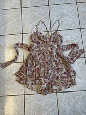 Francesca's Miami Floral Tie Back Romper Size Large Boutique $56 NWT