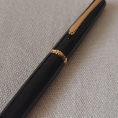 PILOT Deluxe Urushi Fountain Pen 14K M Nib