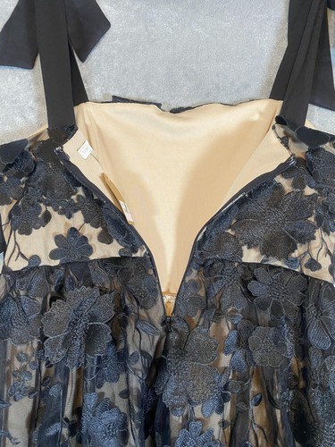Flying Tomato Dress Womens Sz L Black Nude Floral Mesh Embroidered Event Formal - Picture 11 of 15
