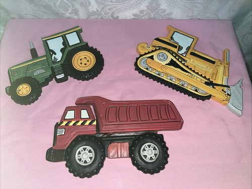 3 PC CONSTRUCTION BABY NURSERY ROOM DECOR TRACTOR DUMPTRUCK BULLDOZER PLAQUES