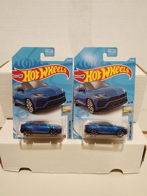 HOT WHEELS '17 LAMBORGHINI URUS BLUE  64/250. Lot Of 2