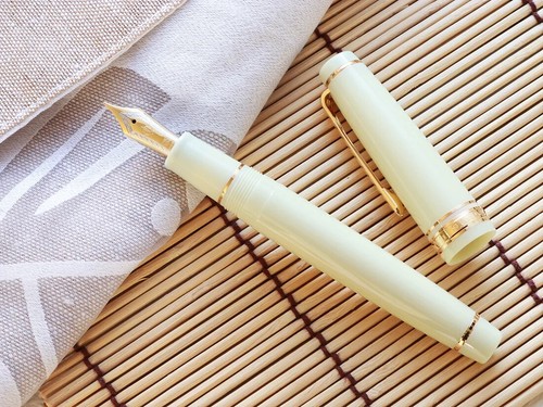 WANCHER Limited Edition Sailor Fountain Pen Professional Gear Ivory 21K Nib-M - Picture 6 of 20