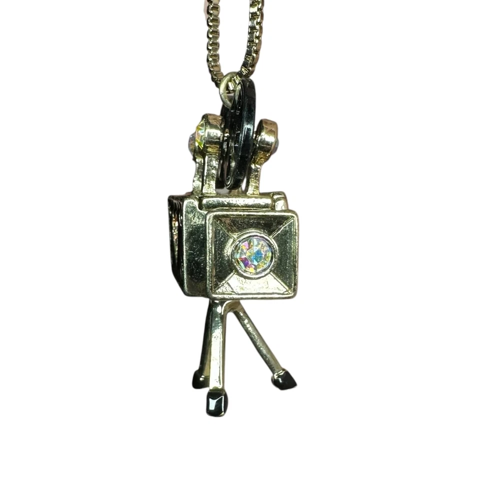 Collar Largo Betsey Johnson Vintage Film Noir Estrella de Cine Ojo Cámara Director Foto 3 de 4