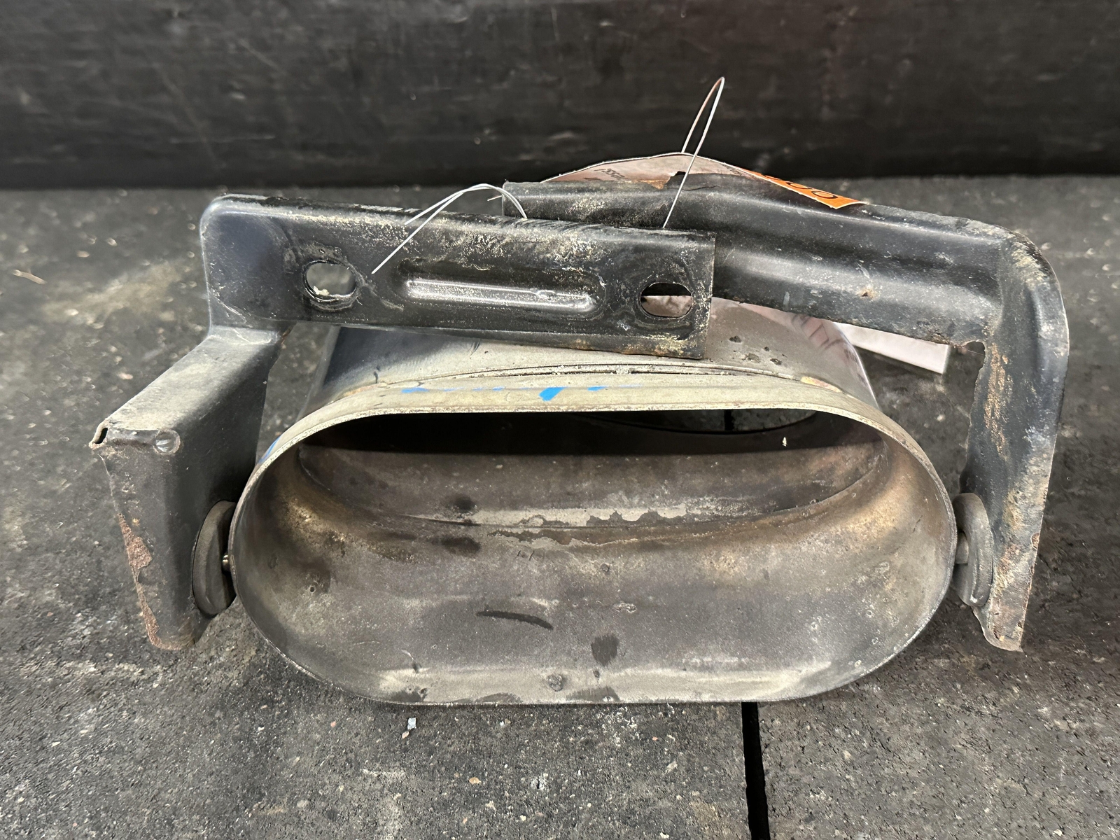 06-12 BENTLEY CONTINENTAL GT LEFT & RIGHT CHROME EXHAUST MUFFLER TIPS 3W0253682D
