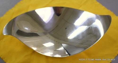 TIFFANY & CO MAKERS STERLING SILVER LARGE NUT DISH 9. 17 oz. - Picture 2 of 6