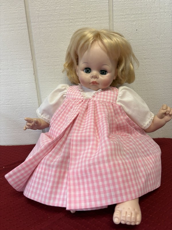 Madame Alexander 1965 Pussy Cat Doll Tagged Dress