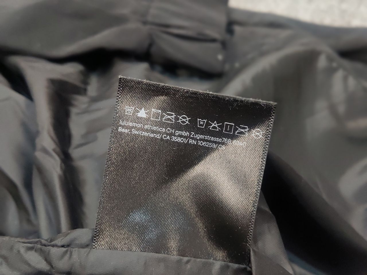 LuluLemon Flower Patterned Lightweight Hooded Par… - image 20