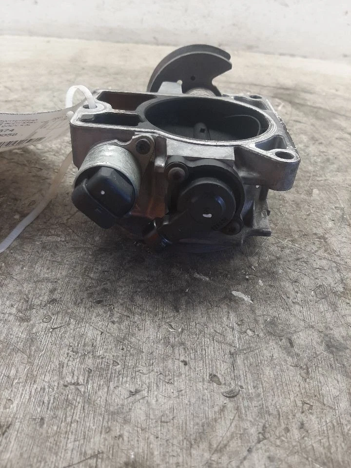  01-07 CHEVROLET EXPRESS 1500 VAN дроссельная заслонка тела клапан в сборе 4.3L ID 12595276 - Изображение 2 из 4