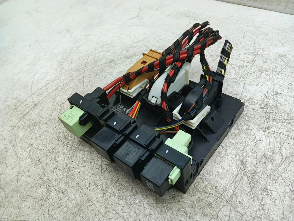 MÓDULO DE CONTROL VOLKSWAGEN SCIROCCO CARROCERÍA BCM ECU 5K0937086T MK3 2014 - 2019 Foto 2 de 4