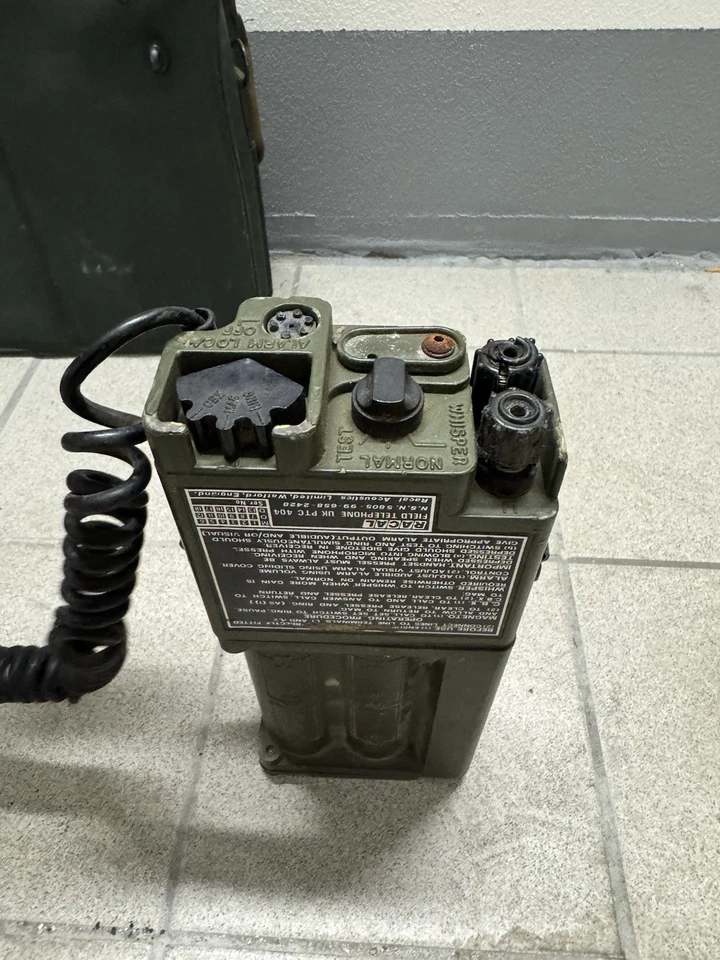 Ricetrasmettitore Militare RACAL PTC-404 Field Telephone - Image 4 of 4
