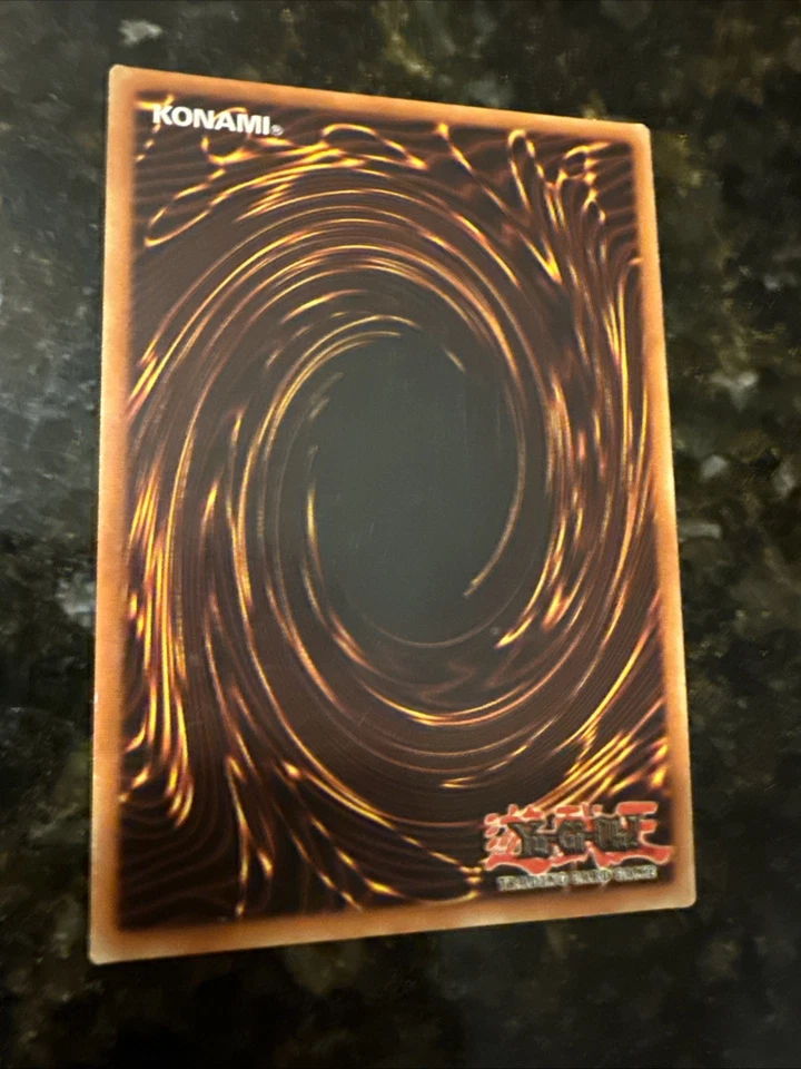 Yu-Gi-Oh Red Eyes Black Dragon BPT-005 Secret Rare Limited Edition 2002 Tin - Image 4 of 4