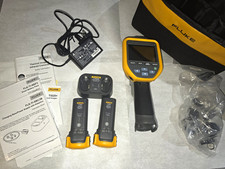 Fluke TiS20+ Handheld Thermal Imager Kit w/ 2x Ti SBP3 Batteries & Charger