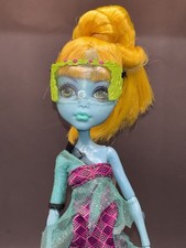 Monster High 13 Wishes Lagoona Blue Fresh Water Doll Mask Outfit