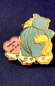 2025 "HUG A BEAR" Special shape hot air balloon pin S/H COMB!