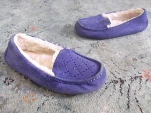 ugg ansley slippers bodacious