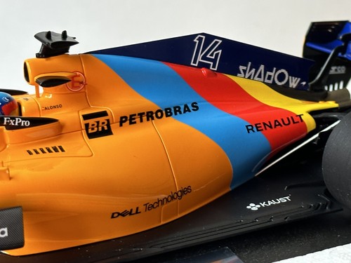 MINICHAMPS FERNANDO ALONSO McLAREN MCL33 2018 ABU DHABI GP 1/18 ‘Last race’ F1 - Picture 6 of 17