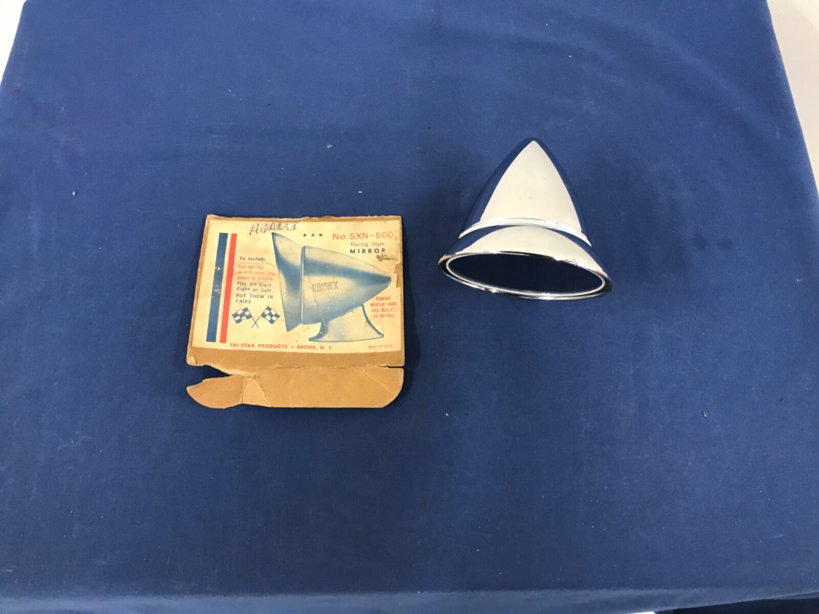 1960s Ferrari convex mirror 250,275,330 with mirror glass
