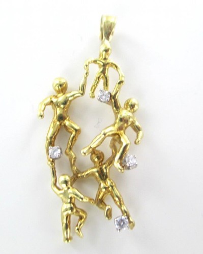 18Kt Yellow Gold Soccer Players Kids Diamond Pendant Sports Charm - Picture 4 of 5