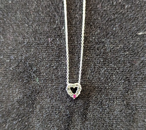 Roberto Coin 18K White Gold Chain with Diamond Heart pendant - Picture 6 of 9