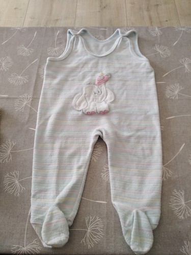 süßes 7er Set Kleidung Baby Strampler Bodys Schlafanzüge in 62 68 - Bild 3 von 11