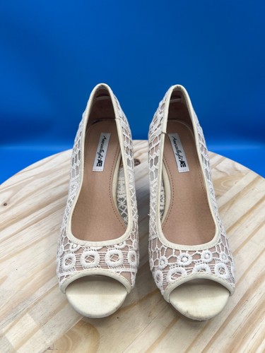 American Eagle Platform Heel Women's Sz 7.5 Beige Fabric Lace Wedge Peep Toe - Picture 4 of 10