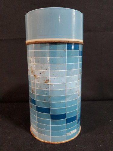 Vintage Thermos King Seeley Blue Checkered Pint with lid, 8.25" Tall Some Rust - Picture 4 of 8