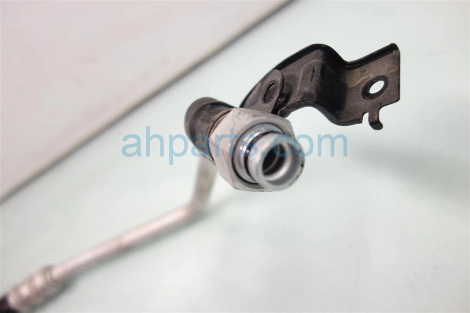 Manguera de succión de CA Honda Accord 2003-2007 2,4 L 80311-Sdc-A01 Foto 2 de 4