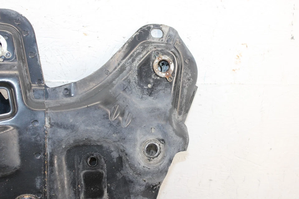 Fiat 500 Abarth 2013-2019 base motor delantero submarco OEM JJ47 Foto 3 de 4