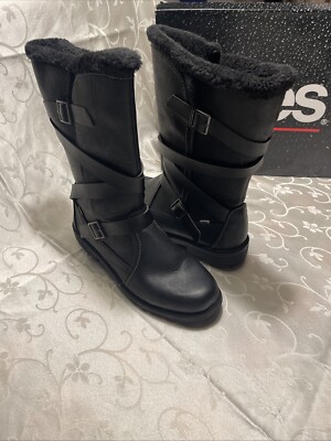 EUC in BOX Women's TOTES Diedre Black Waterproof Winter Snow Boots SZ 11M