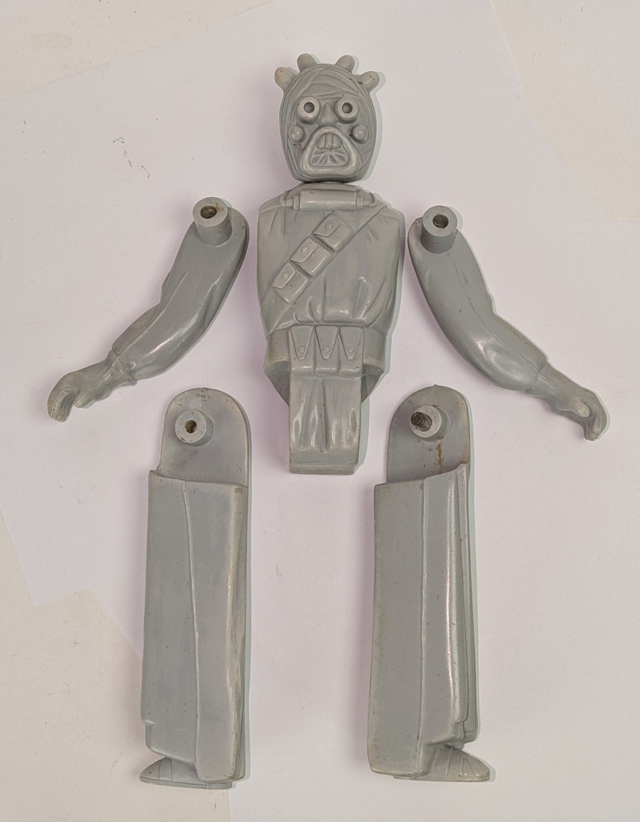 Gentle Giant Star Wars Tusken Raider Sand People 12