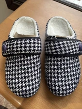 vionic 8 Carlin Houndstooth Slipper Clog New