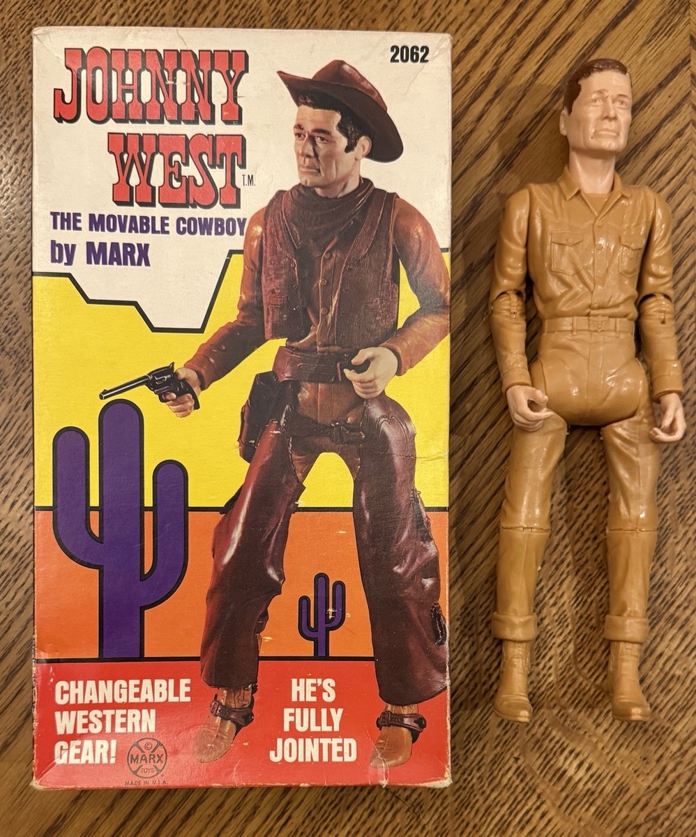 Western Memorabilia 西部開拓時代の収集品写真集 Minty Marx Johnny West Vintage Movable Cowboy w/ MOD Cactus Box